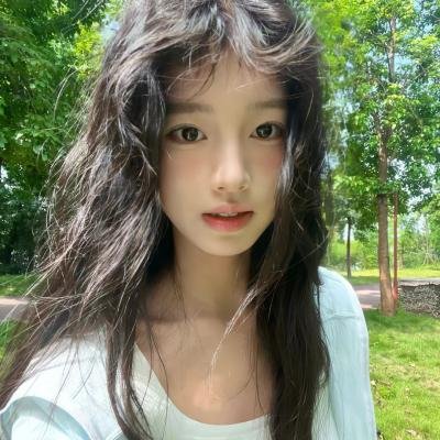 何曼你好海报