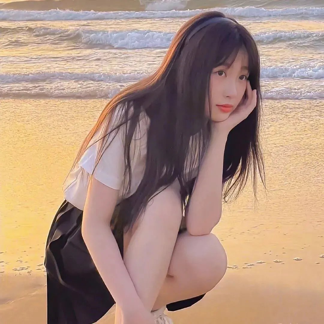 紧锁海报